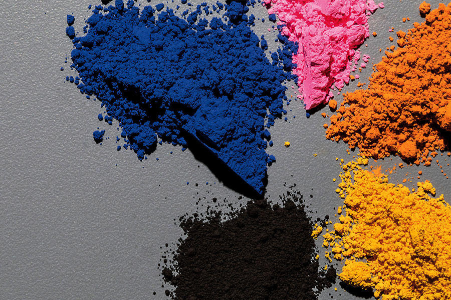 How Are Effect Pigments Used in Various Industries?